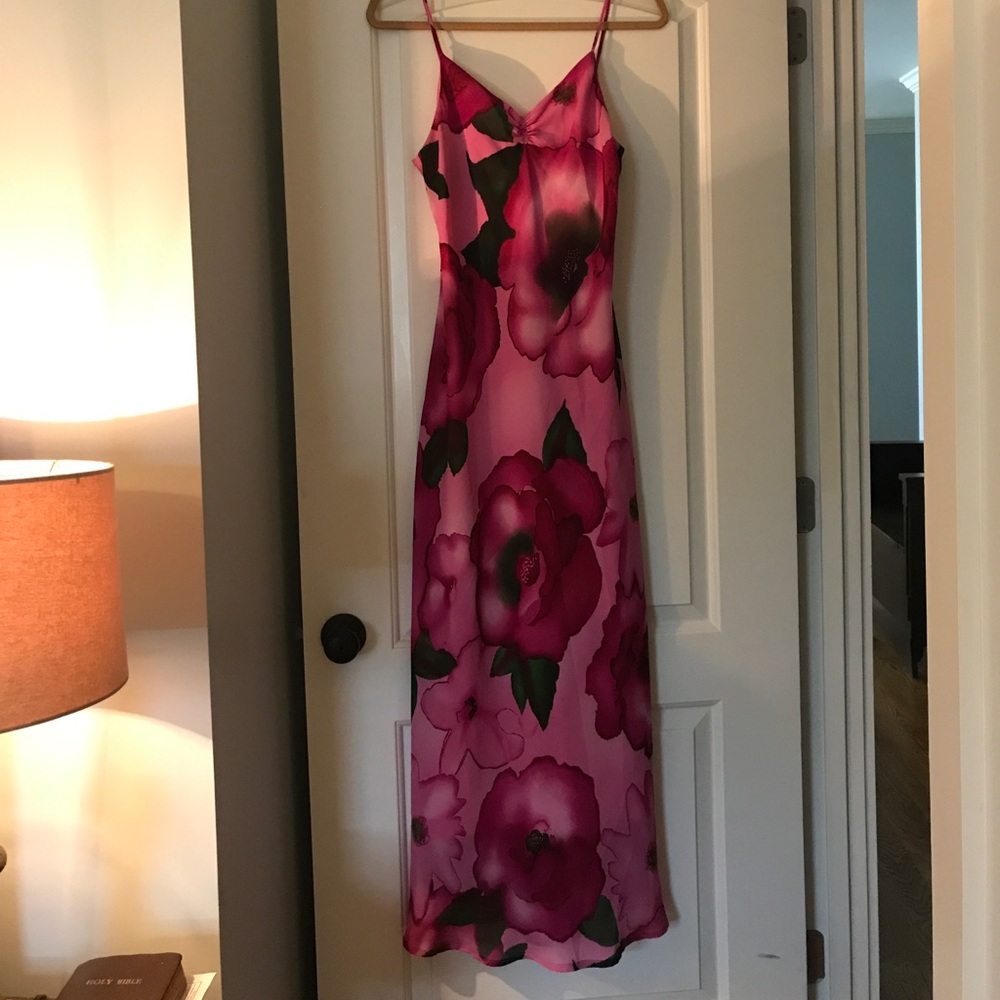 Long dress- great for any occasion!